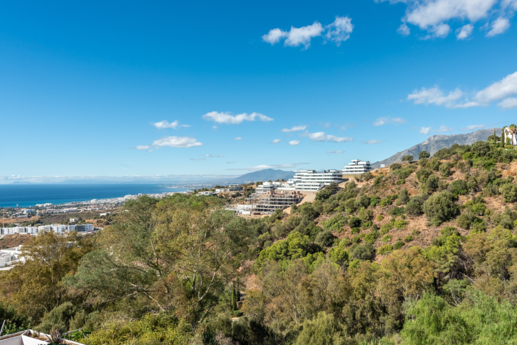 Altos de Los Monteros